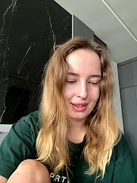 Nura n Sarah online show from 11/19/25, 05:07