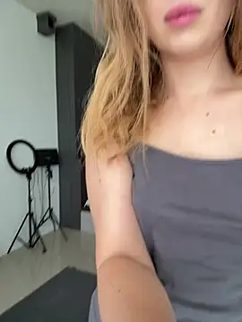 Nura n Sarah online show from 03/08/26, 05:00