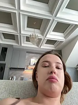 Nura n Sarah online show from 03/17/26, 05:11