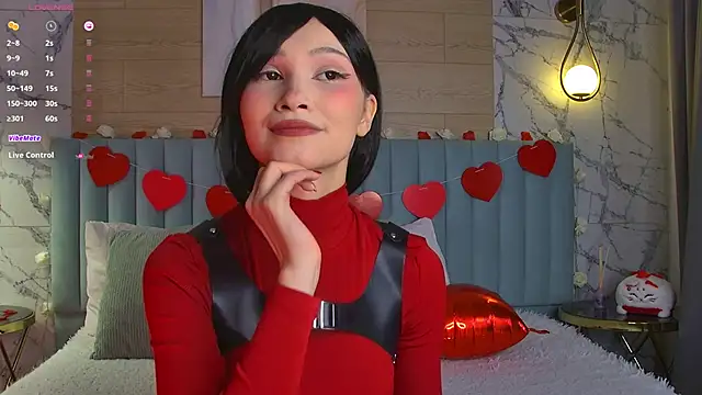 Snapshot of CarolReeves chatting on 02/15/25, 05:30 CarolReeves online show from 02/15/25, 05:30