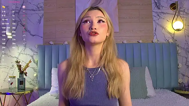 Snapshot of CarolReeves chatting on 02/24/25, 05:33 CarolReeves online show from 02/24/25, 05:33