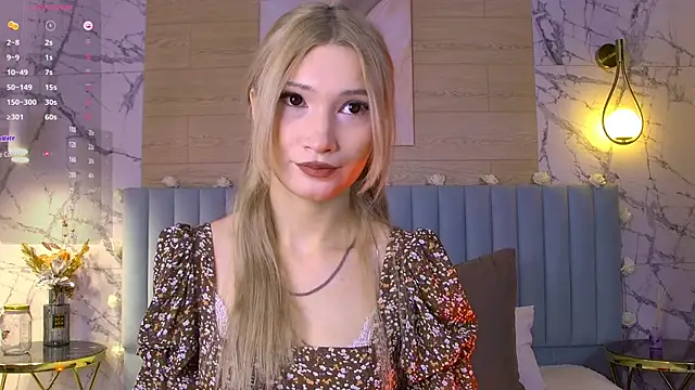 Snapshot of CarolReeves chatting on 03/15/25, 05:52 CarolReeves online show from 03/15/25, 05:52