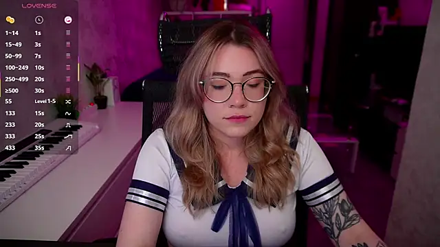 RemyCute online show from 09/12/25, 07:03