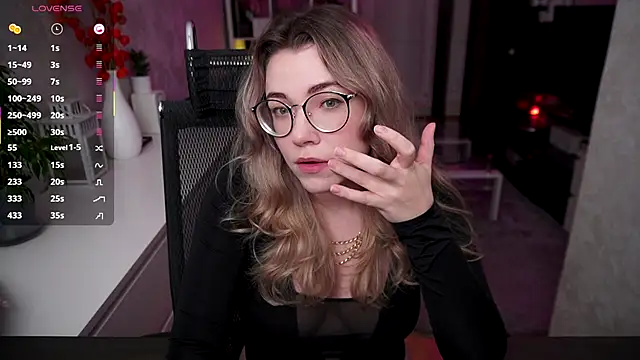 RemyCute online show from 10/29/25, 06:09