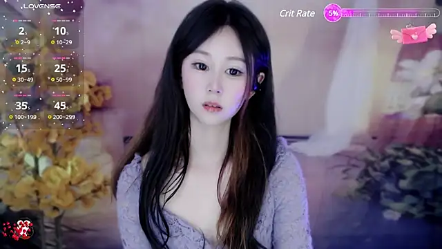 Snapshot of Aimee-520 chatting on 02/08/25, 01:11 Aimee-520 online show from 02/08/25, 01:11