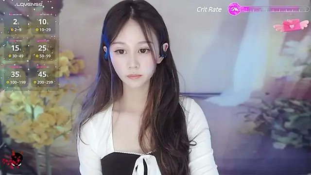 Snapshot of Aimee-520 chatting on 02/17/25, 01:32 Aimee-520 online show from 02/17/25, 01:32