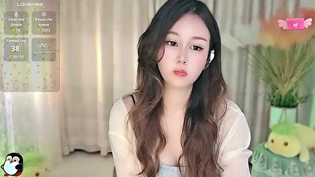 Snapshot of Aimee-520 chatting on 10/10/25, 11:59 Aimee-520 online show from 10/10/25, 11:59