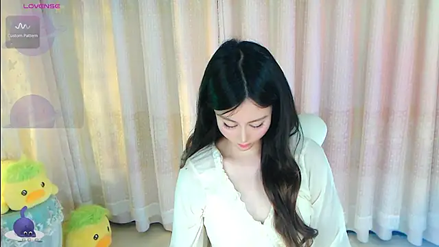 Aimee-520 online show from 05/16/26, 12:18