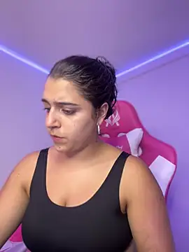 Snapshot of Alicia_Ruiz chatting on 01/13/26, 06:13 Alicia Ruiz online show from 01/13/26, 06:13