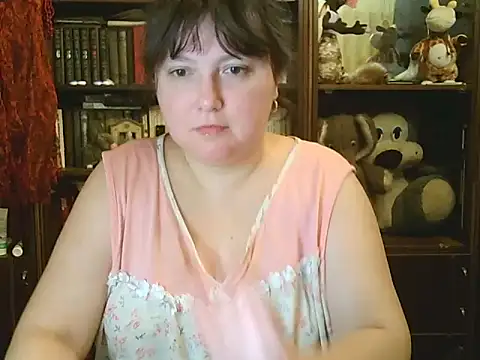 CarrieQPeach online show from 11/28/25, 06:10