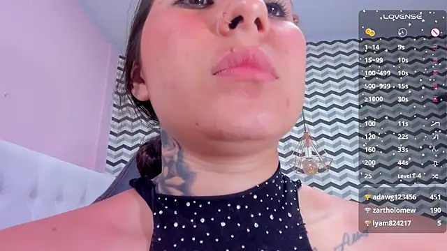 tianapiket online show from 02/21/25, 09:54