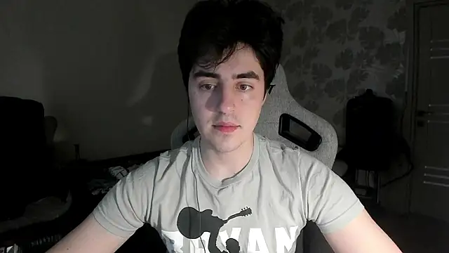 Knuckles17 online show from 03/09/26, 01:48