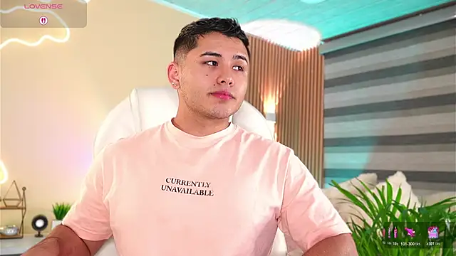 Snapshot of MatiasKorn chatting on 11/11/25, 05:29 MatiasKorn online show from 11/11/25, 05:29