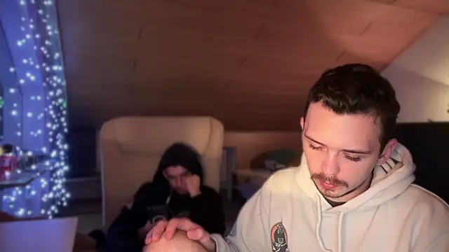 Snapshot of naked_psy chatting on 01/08/25, 04:12 naked psy online show from 01/08/25, 04:12