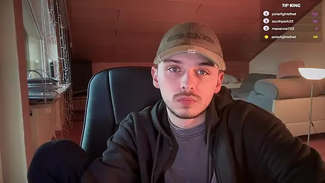 Snapshot of naked_psy chatting on 02/18/25, 06:48 naked psy online show from 02/18/25, 06:48