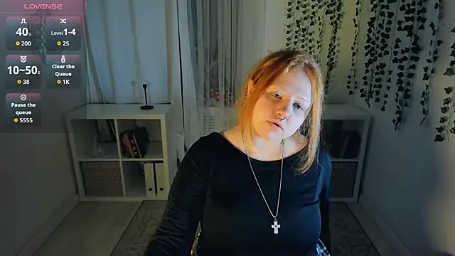 bitchofsun  online show from 11/29/25, 03:59