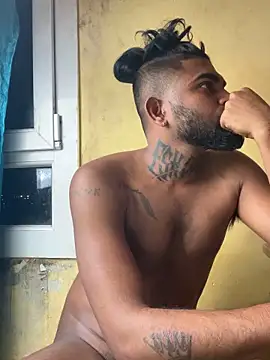 Snapshot of TiltedTen chatting on 02/07/25, 02:08 TiltedTen online show from 02/07/25, 02:08