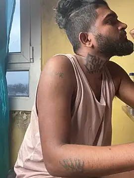 Snapshot of TiltedTen chatting on 02/21/25, 04:59 TiltedTen online show from 02/21/25, 04:59