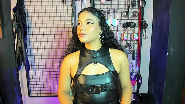 Twisted Fantasy online show from 02/16/25, 12:30