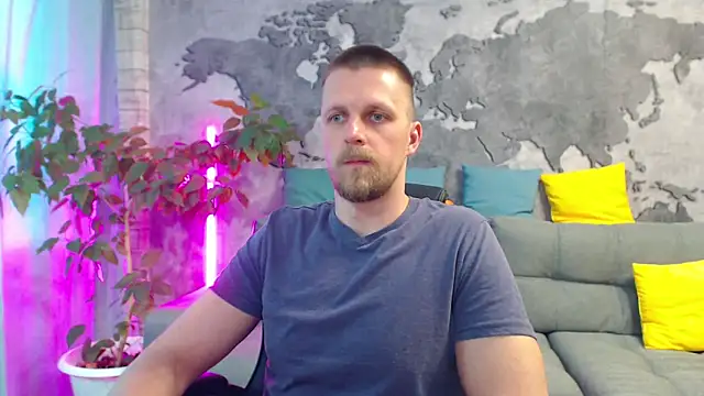 Snapshot of VikingChrisss chatting on 05/22/26, 10:54 VikingChrisss online show from 05/22/26, 10:54