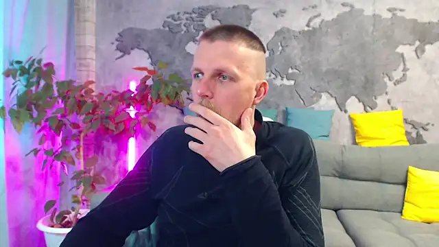 Snapshot of VikingChrisss chatting on 05/30/26, 10:34 VikingChrisss online show from 05/30/26, 10:34