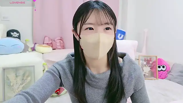 Snapshot of anchan_ chatting on 12/30/24, 01:14 anchan online show from 12/30/24, 01:14