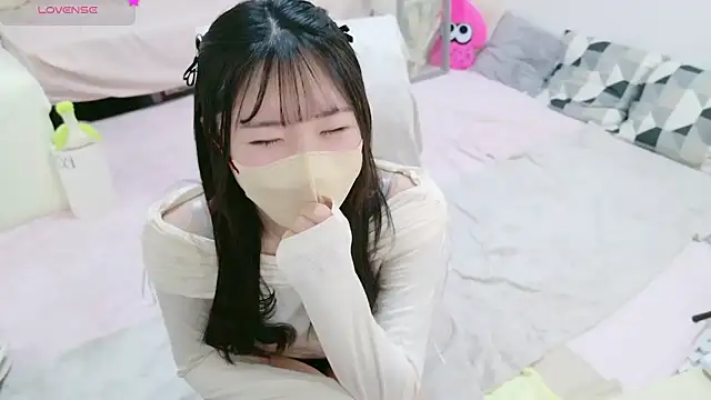 Snapshot of anchan_ chatting on 01/26/25, 01:04 anchan online show from 01/26/25, 01:04