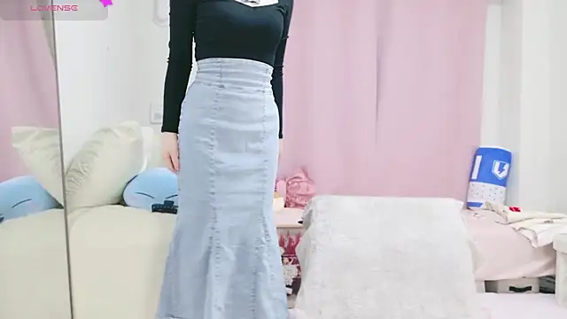 Snapshot of anchan_ chatting on 02/02/25, 01:19 anchan online show from 02/02/25, 01:19