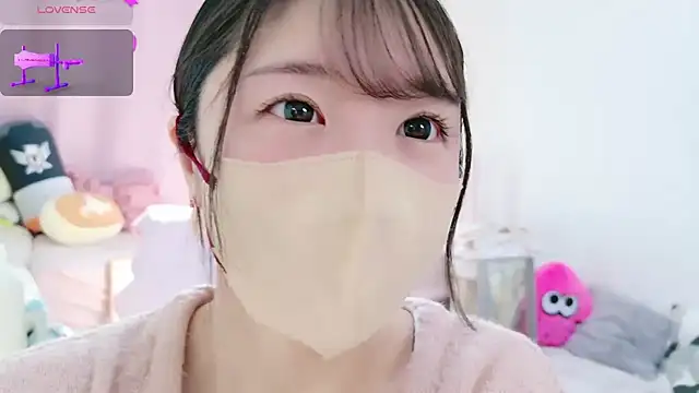 Snapshot of anchan_ chatting on 02/15/25, 12:04 anchan online show from 02/15/25, 12:04