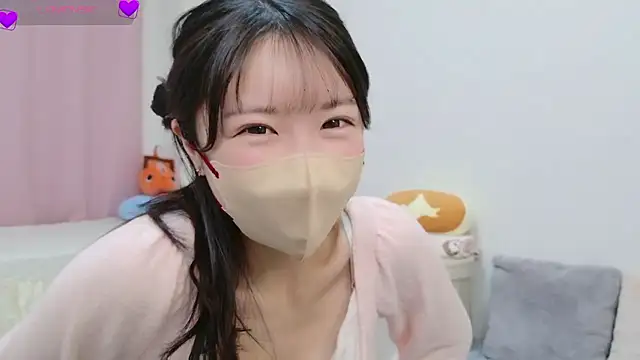 Snapshot of anchan_ chatting on 10/05/25, 12:47 anchan online show from 10/05/25, 12:47