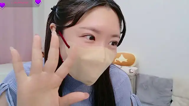 Snapshot of anchan_ chatting on 10/16/25, 02:18 anchan online show from 10/16/25, 02:18