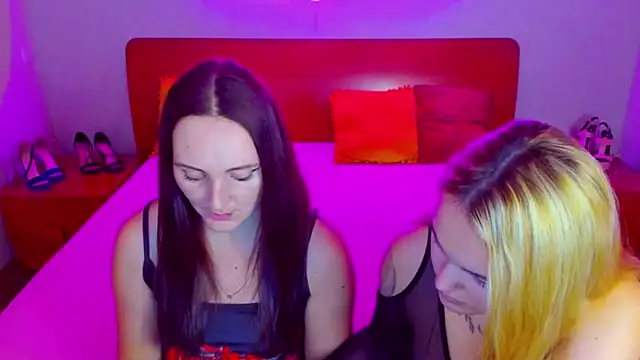 MagicEyess online show from 12/24/24, 11:06