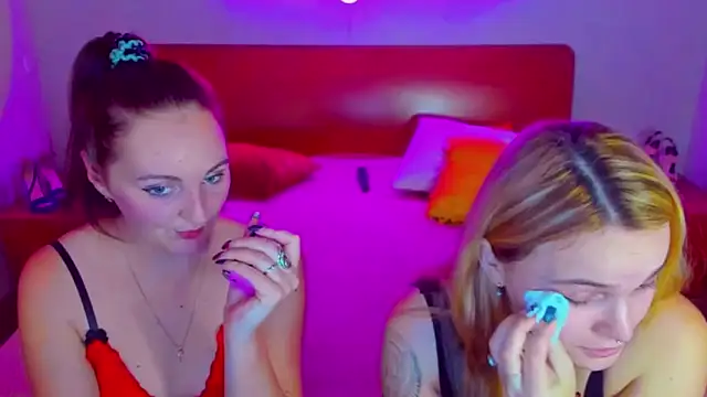 MagicEyess online show from 12/27/24, 04:32