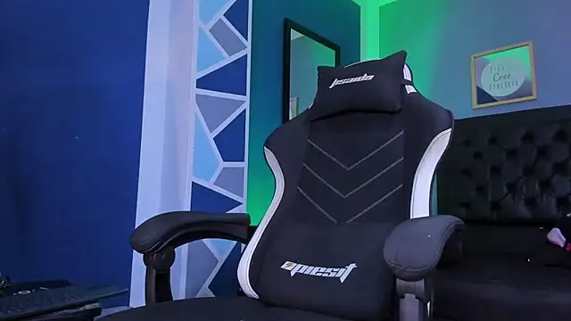 alex oficial online show from 02/19/26, 05:36