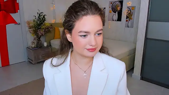 MiracleCurly online show from 02/05/25, 10:08