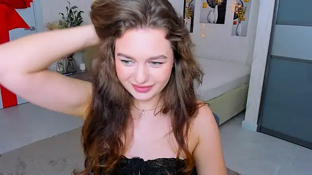 MiracleCurly online show from 02/05/25, 01:11