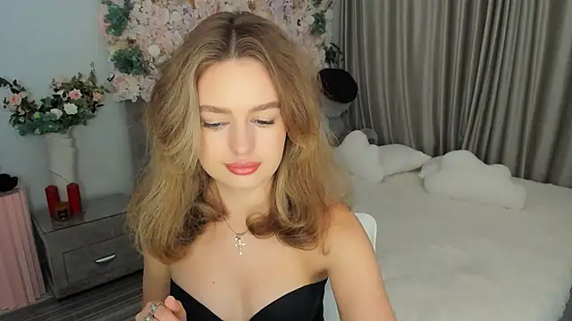 MiracleCurly online show from 09/16/25, 06:09