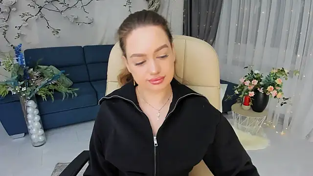 MiracleCurly online show from 03/11/26, 06:03