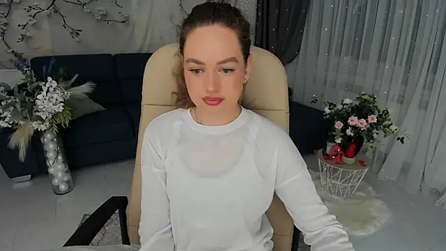 MiracleCurly online show from 04/21/26, 06:01