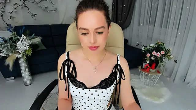 MiracleCurly online show from 04/23/26, 07:27