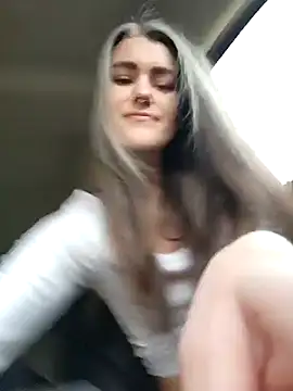 Snapshot of Lilmissvyx chatting on 01/13/25, 04:41 Lilmissvyx online show from 01/13/25, 04:41