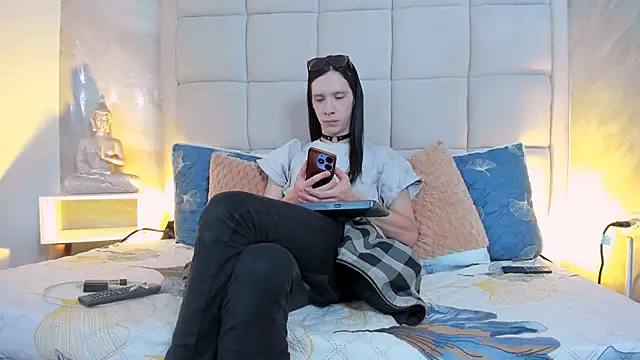 Hecatee 77 online show from 10/14/25, 08:09