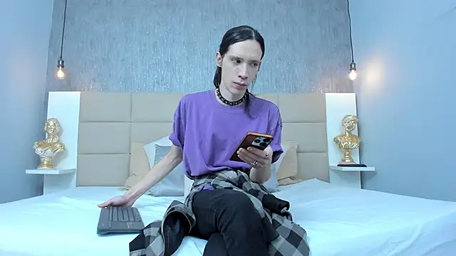 Hecatee 77 online show from 03/05/26, 07:43