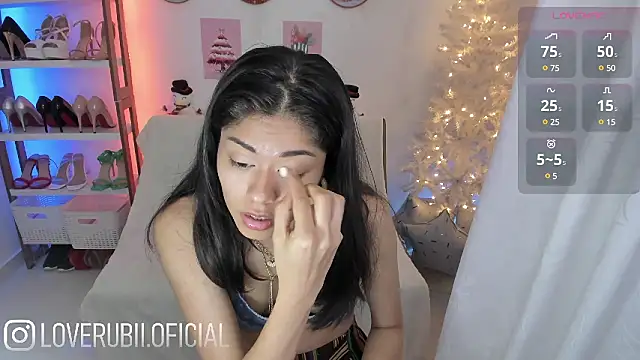 Snapshot of loverubii chatting on 12/04/24, 11:13 loverubii online show from 12/04/24, 11:13