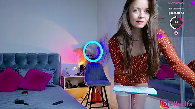 Elfaelle online show from 09/12/25, 07:25