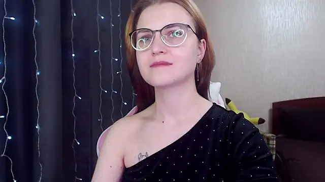 MissBrightShine online show from 02/15/25, 04:12