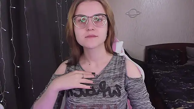 MissBrightShine online show from 03/05/25, 10:33