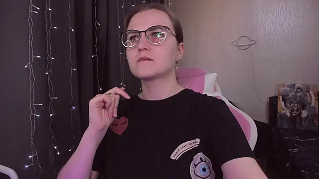 MissBrightShine online show from 10/11/25, 12:36