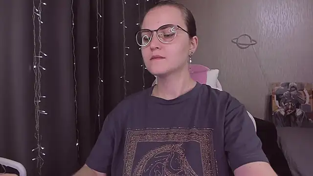 MissBrightShine online show from 11/07/25, 10:48