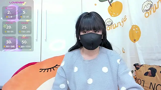 Snapshot of alonelove__ chatting on 02/14/25, 02:28 alonelove online show from 02/14/25, 02:28